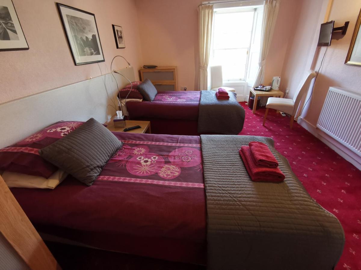 St Ronan'S Hotel Innerleithen Eksteriør billede