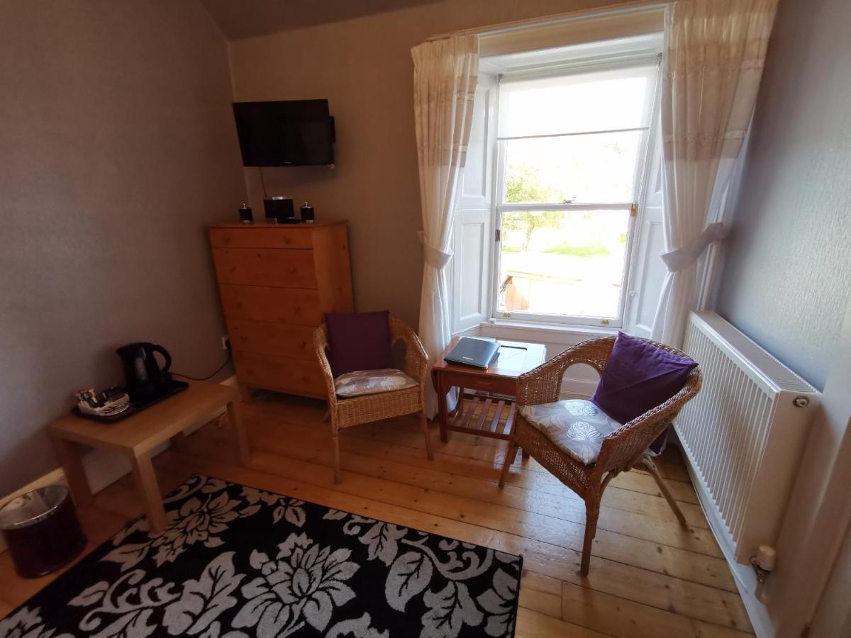 St Ronan'S Hotel Innerleithen Eksteriør billede