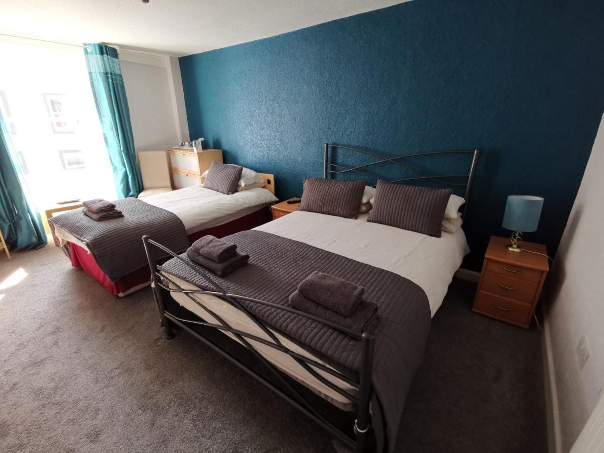 St Ronan'S Hotel Innerleithen Eksteriør billede