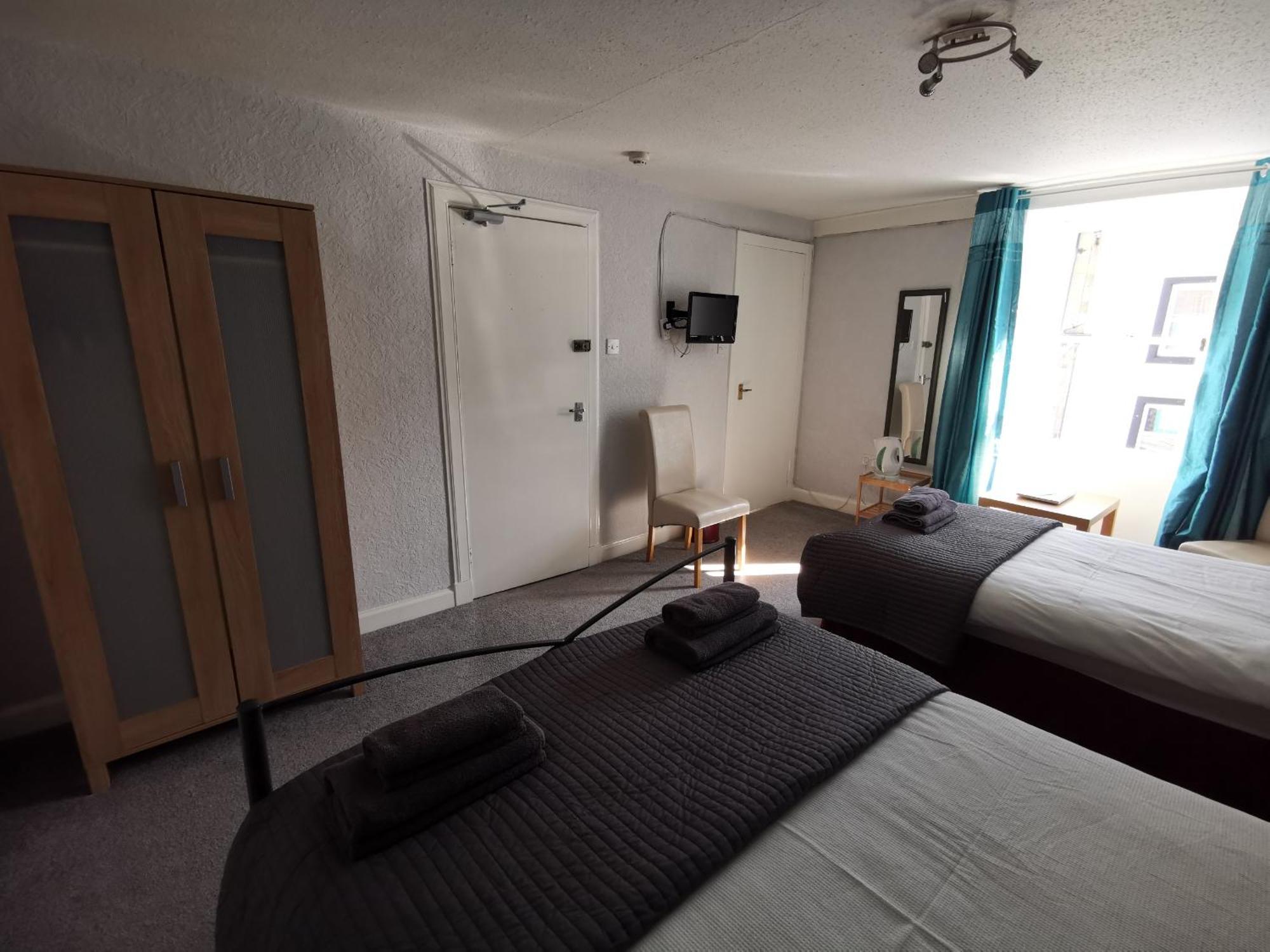 St Ronan'S Hotel Innerleithen Eksteriør billede