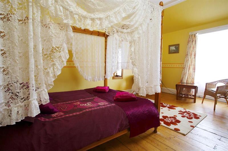 St Ronan'S Hotel Innerleithen Eksteriør billede
