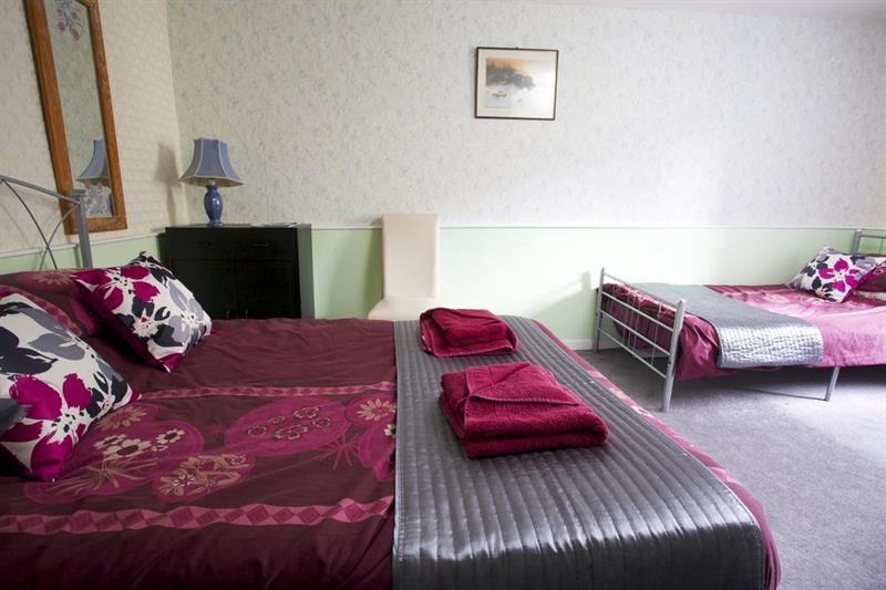 St Ronan'S Hotel Innerleithen Eksteriør billede